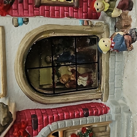 Vintage Victoria falls porcelain lighted house Collectors Series 1 School House - Picture 12 of 12